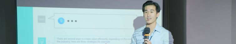Grado en Traducción y Enseñanza de Lenguas + Experto Universitario en Inteligencia Artificial Aplicada al Marketing y la Comunicación